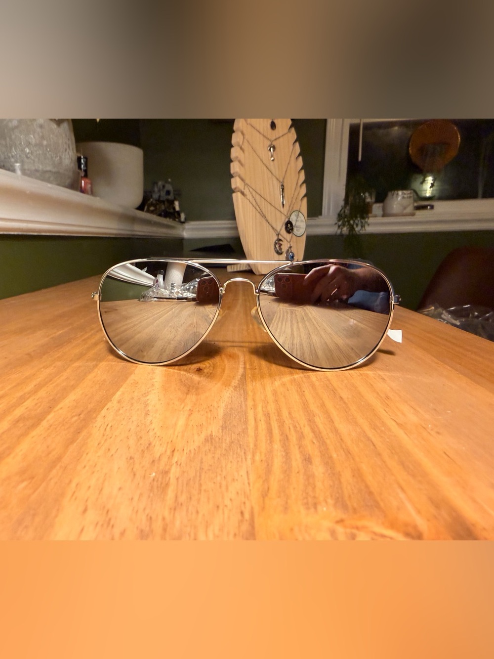 Silver Metal Aviator Sunglasses with Gray Gradient Lenses